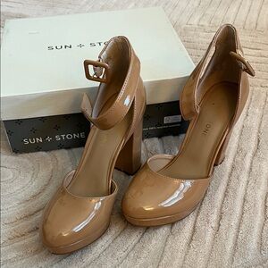 Sun + Stone Women's Glossy Tan Heels